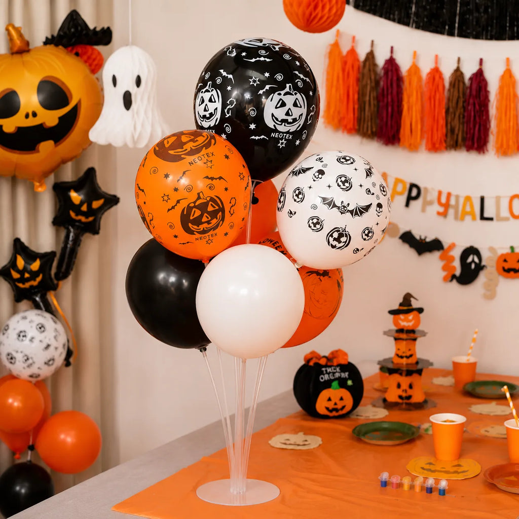 Halloween pumpkin balloon bouquet with orange, black and white printed balloons for pumpkin farm Halloween party decorations